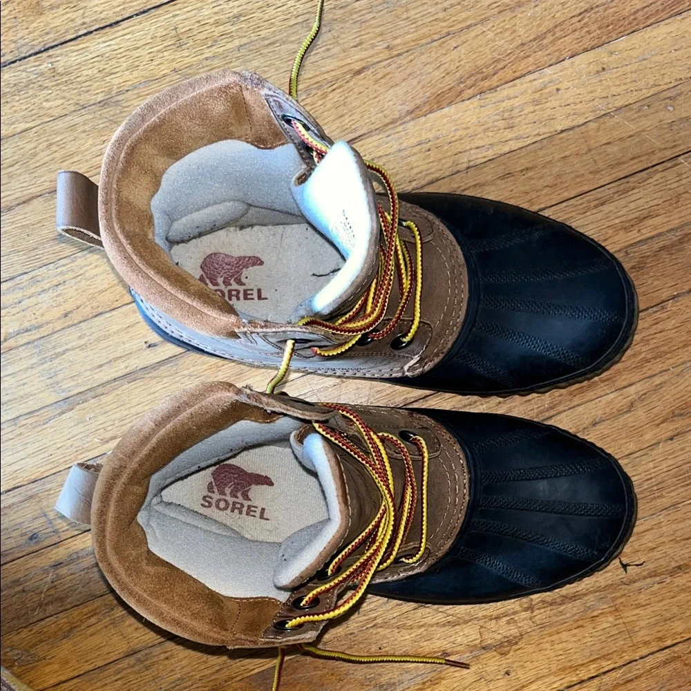 Sorel Brown and Black Waterproof Duck Boots with‎ Yellow Laces